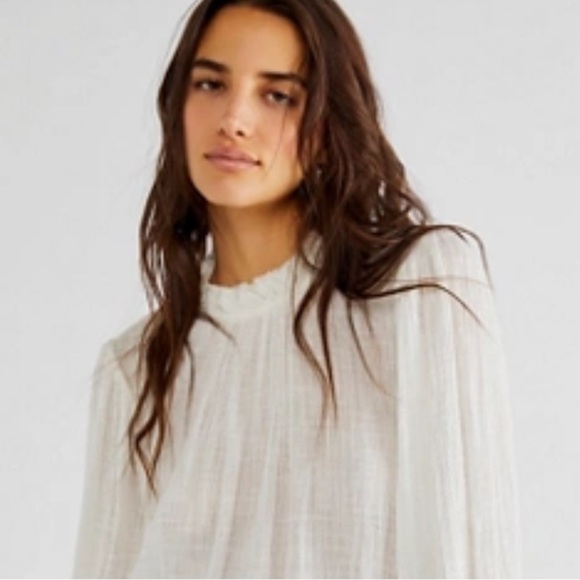 Free People FP One Textured Ruffle Blouse Ivory Size Small - Picture 2 of 9